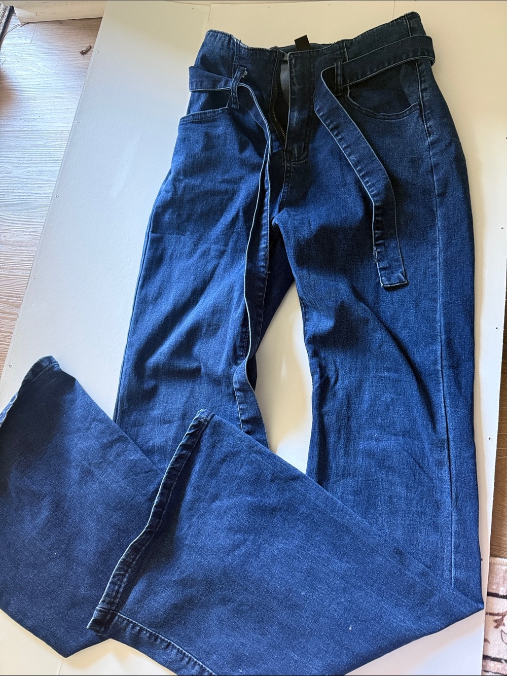 High-Rise Dark Blue Women's Jeans with Self-Tie Belt